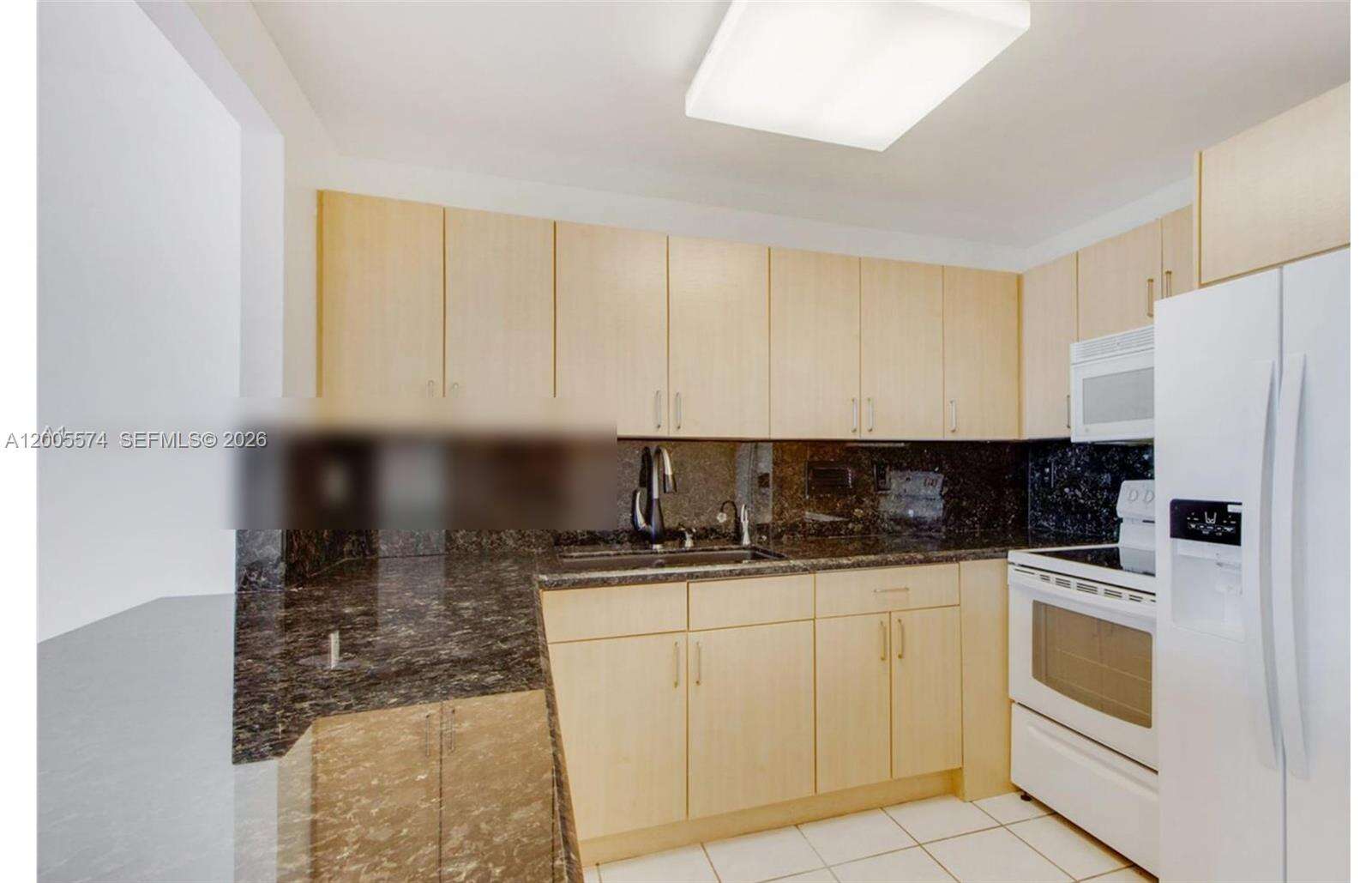 Roney Palace Unit #817 | Picture 5