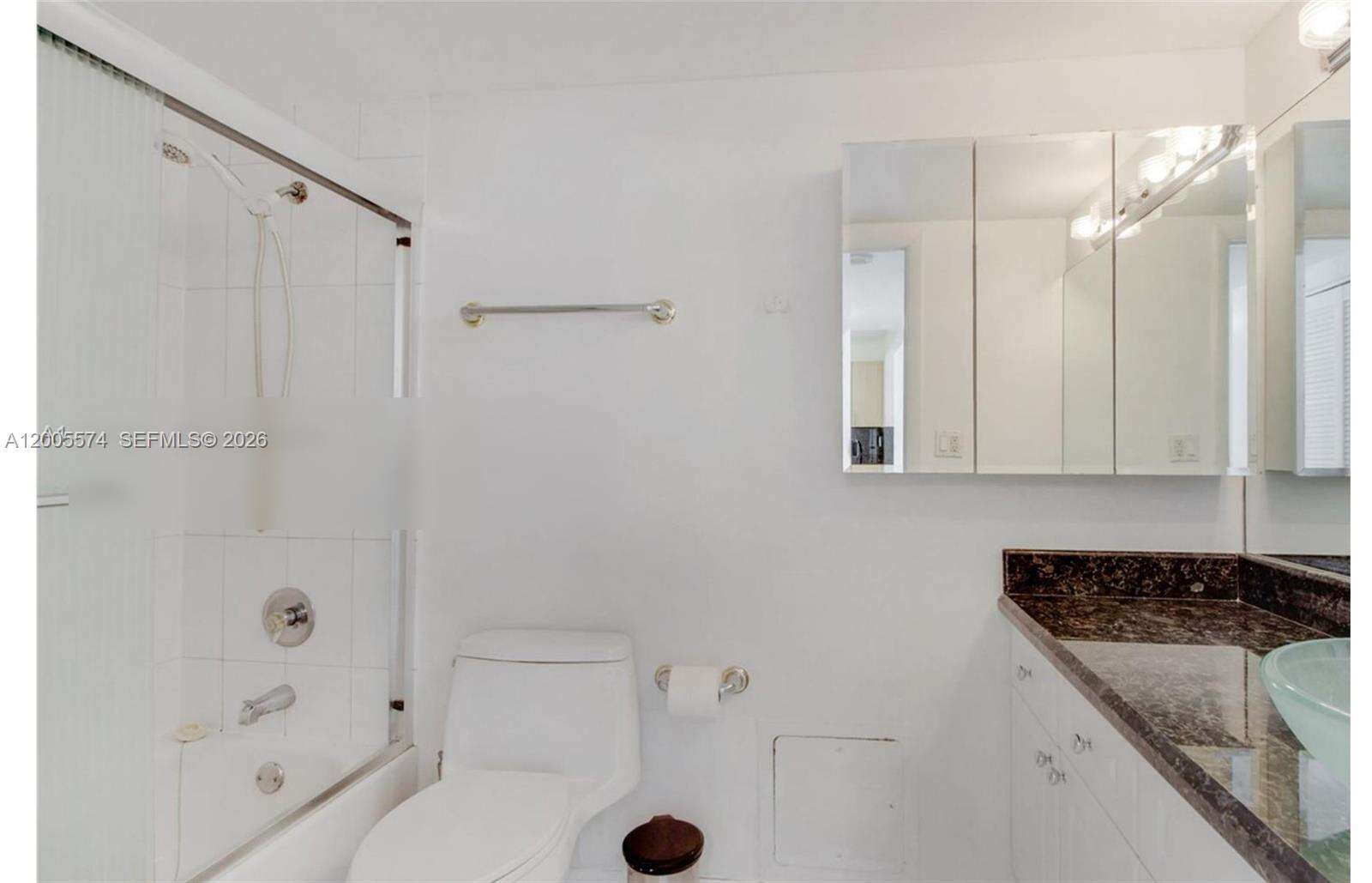 Roney Palace Unit #817 | Picture 9