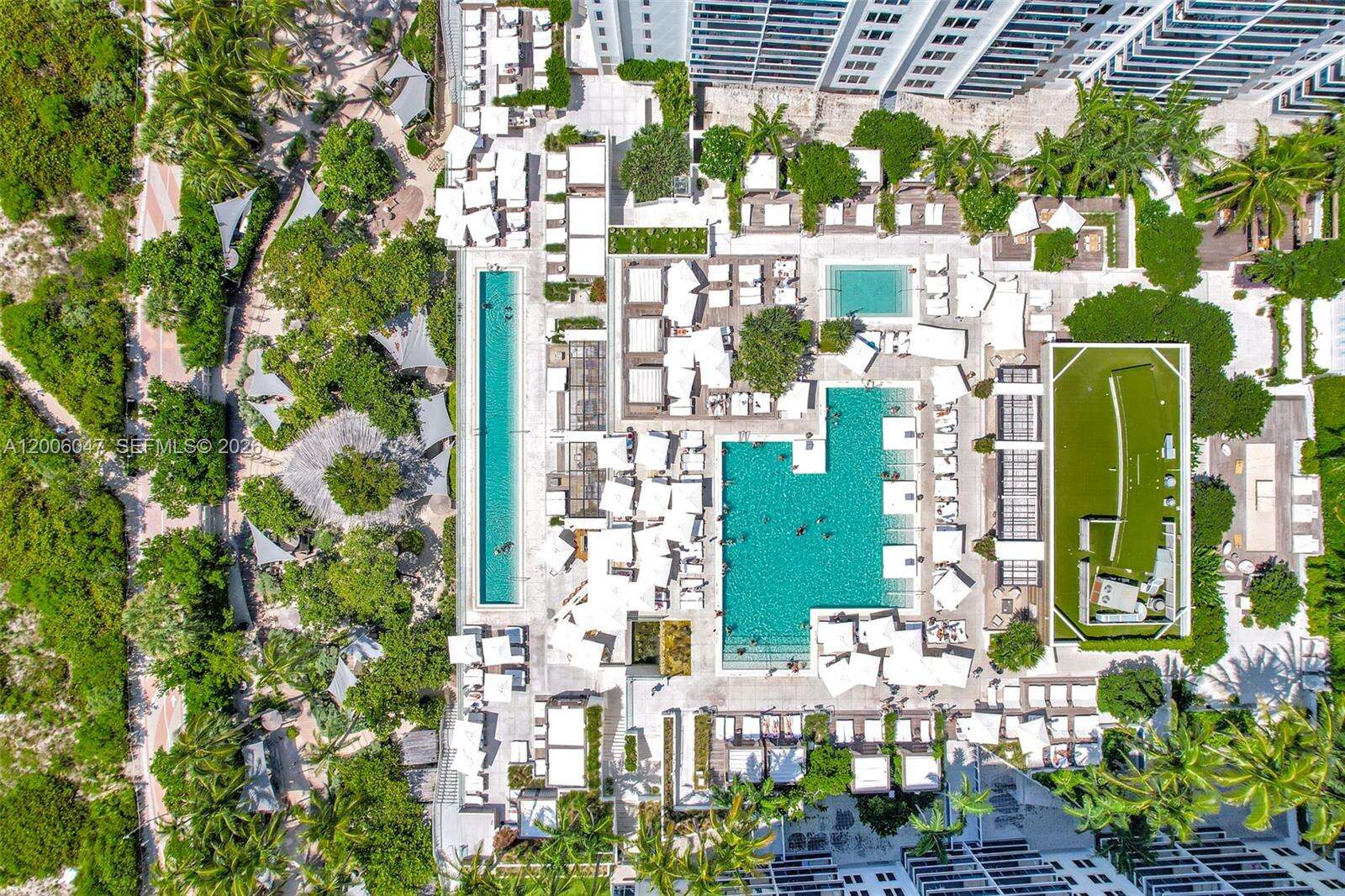 Roney Palace Unit #840 | Picture 12