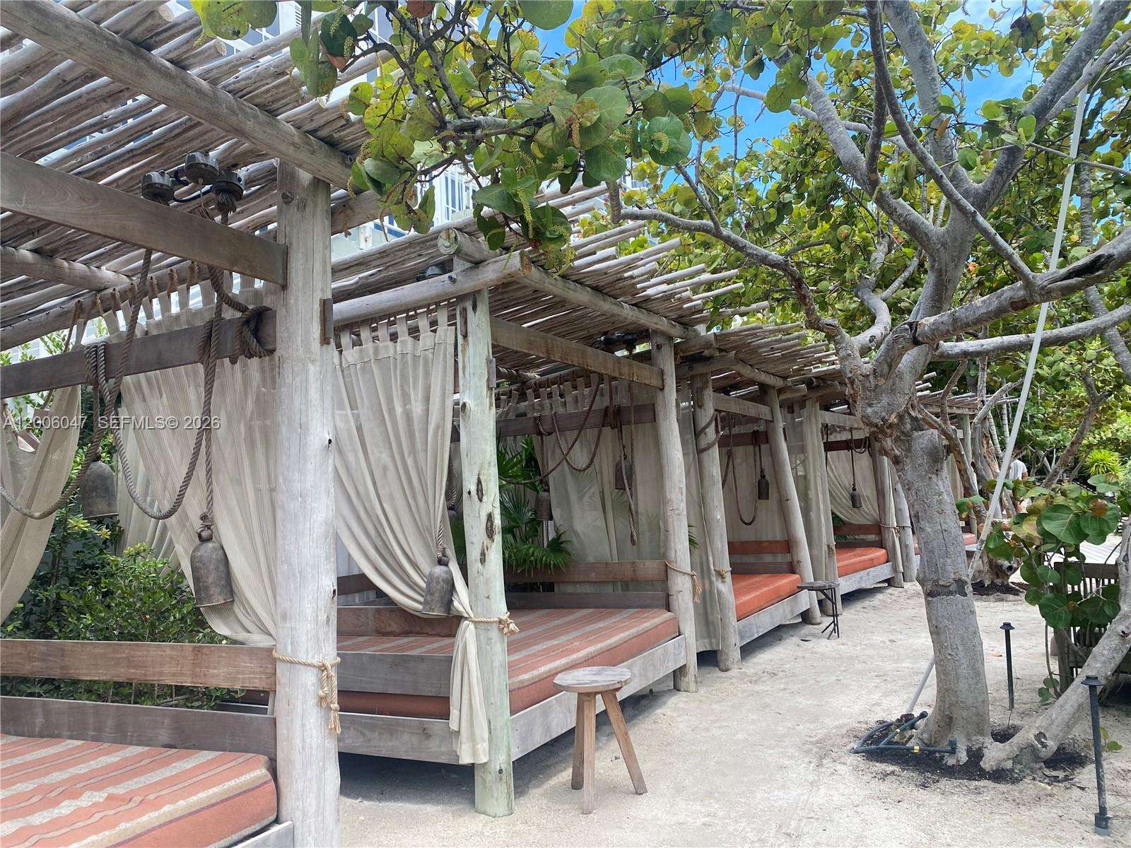 Roney Palace Unit #840 | Picture 17