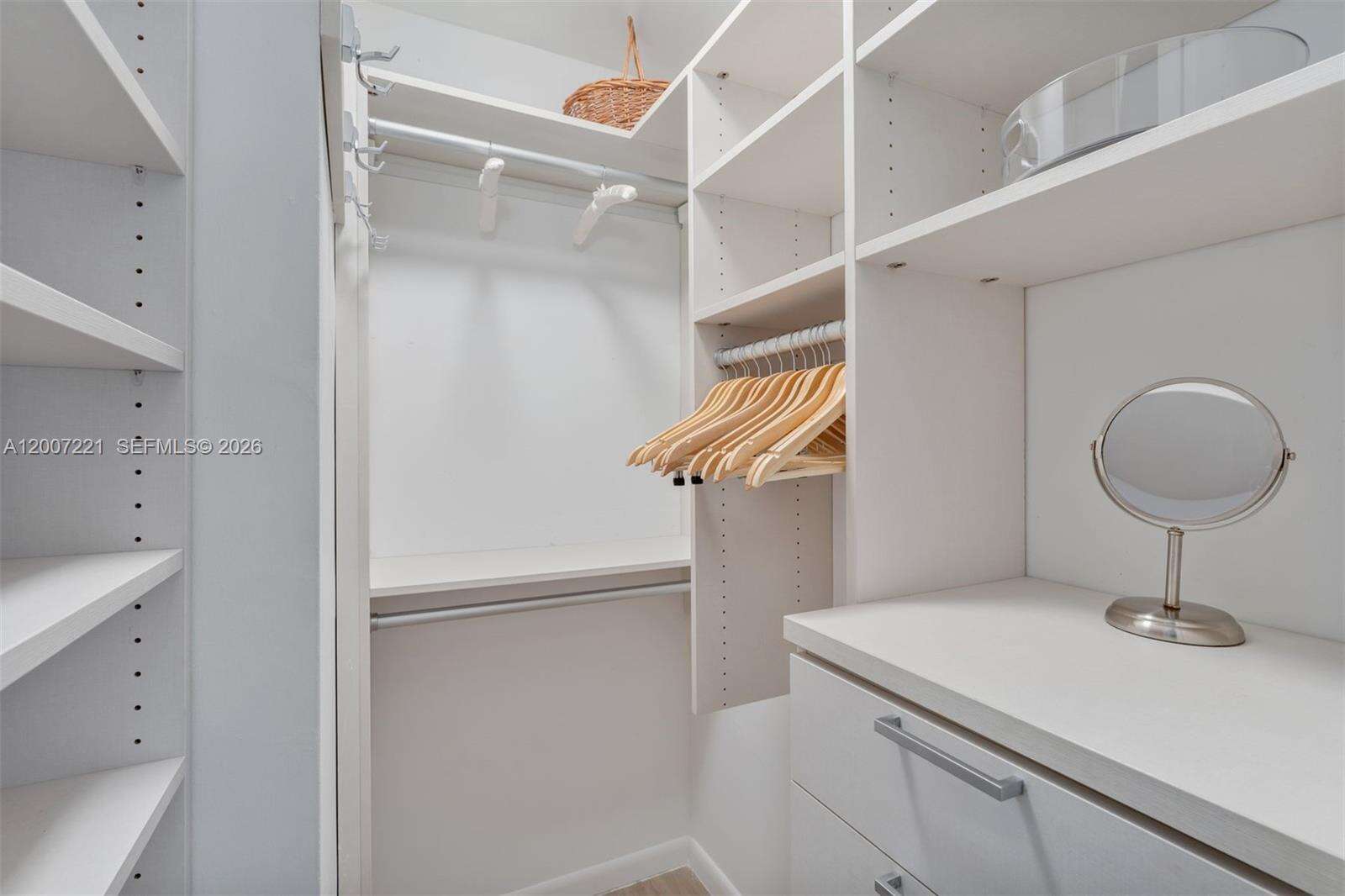 Roney Palace Unit #902 | Picture 21