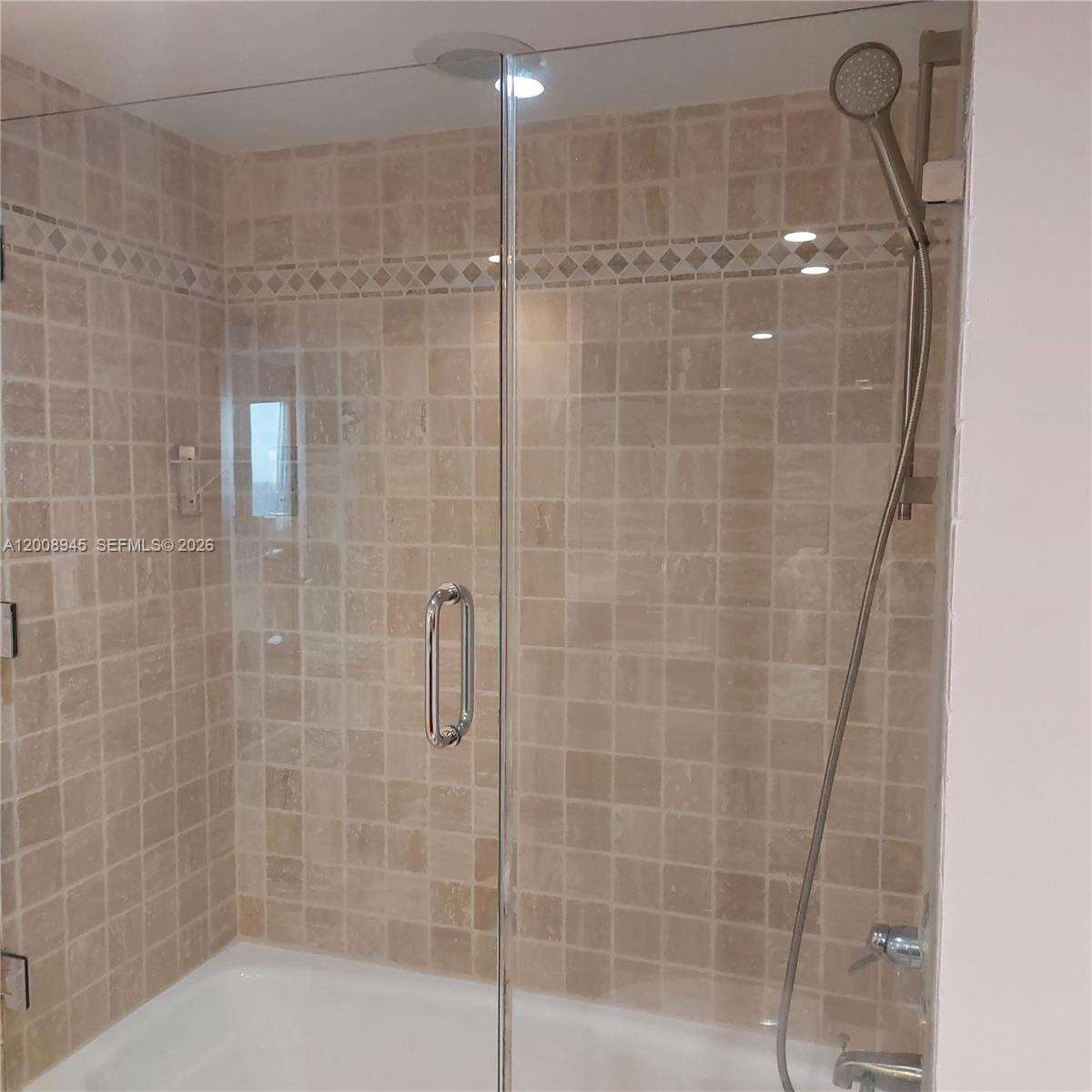 Roney Palace Unit #1125 | Picture 20