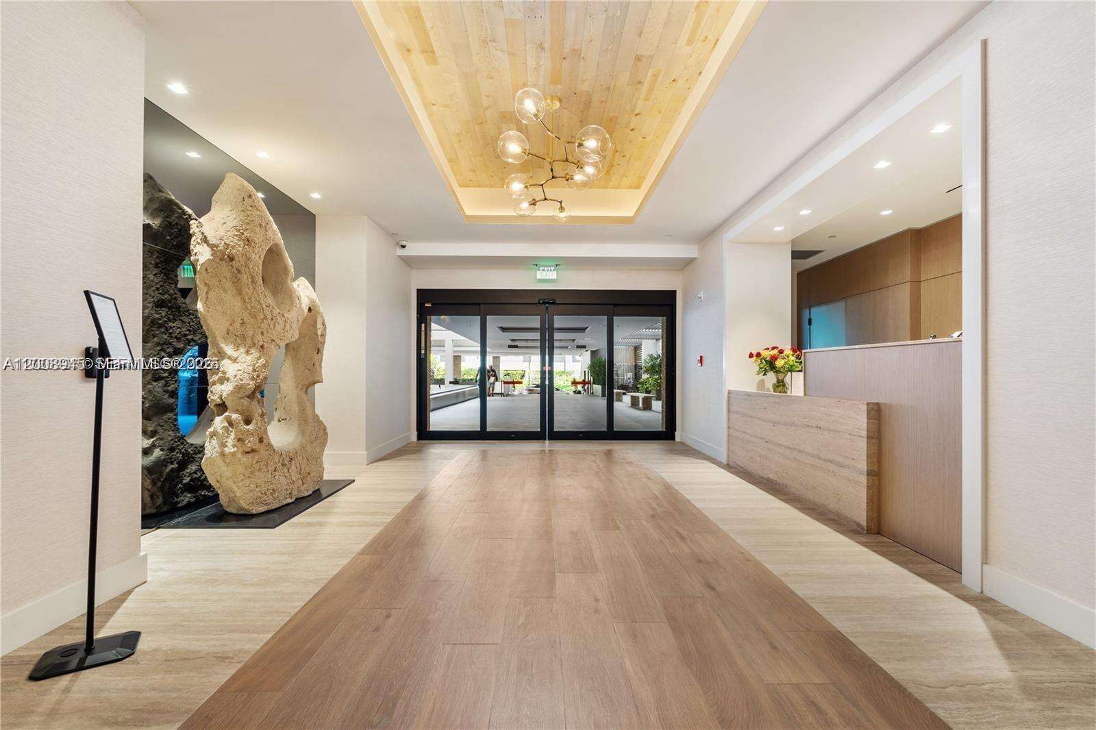 Roney Palace Unit #1125 | Picture 39