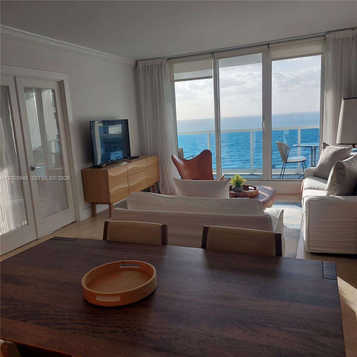 Roney Palace Unit #1125 | Picture 5