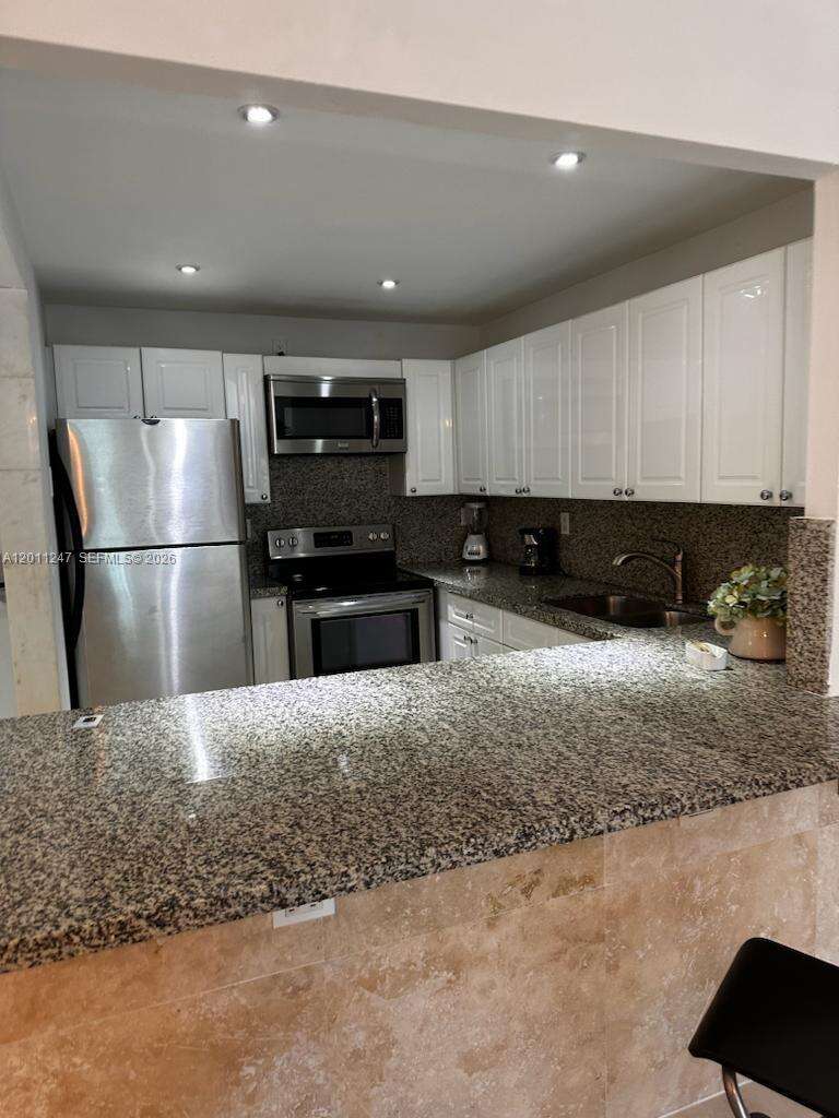 Roney Palace Unit #632 | Picture 12