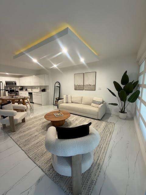 Roney Palace Unit #628 | Picture 2