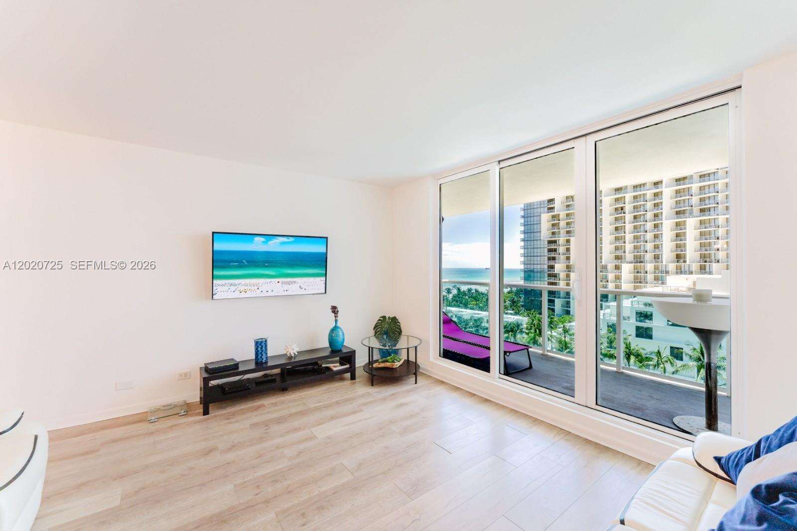 Roney Palace Unit #804 | Picture 6