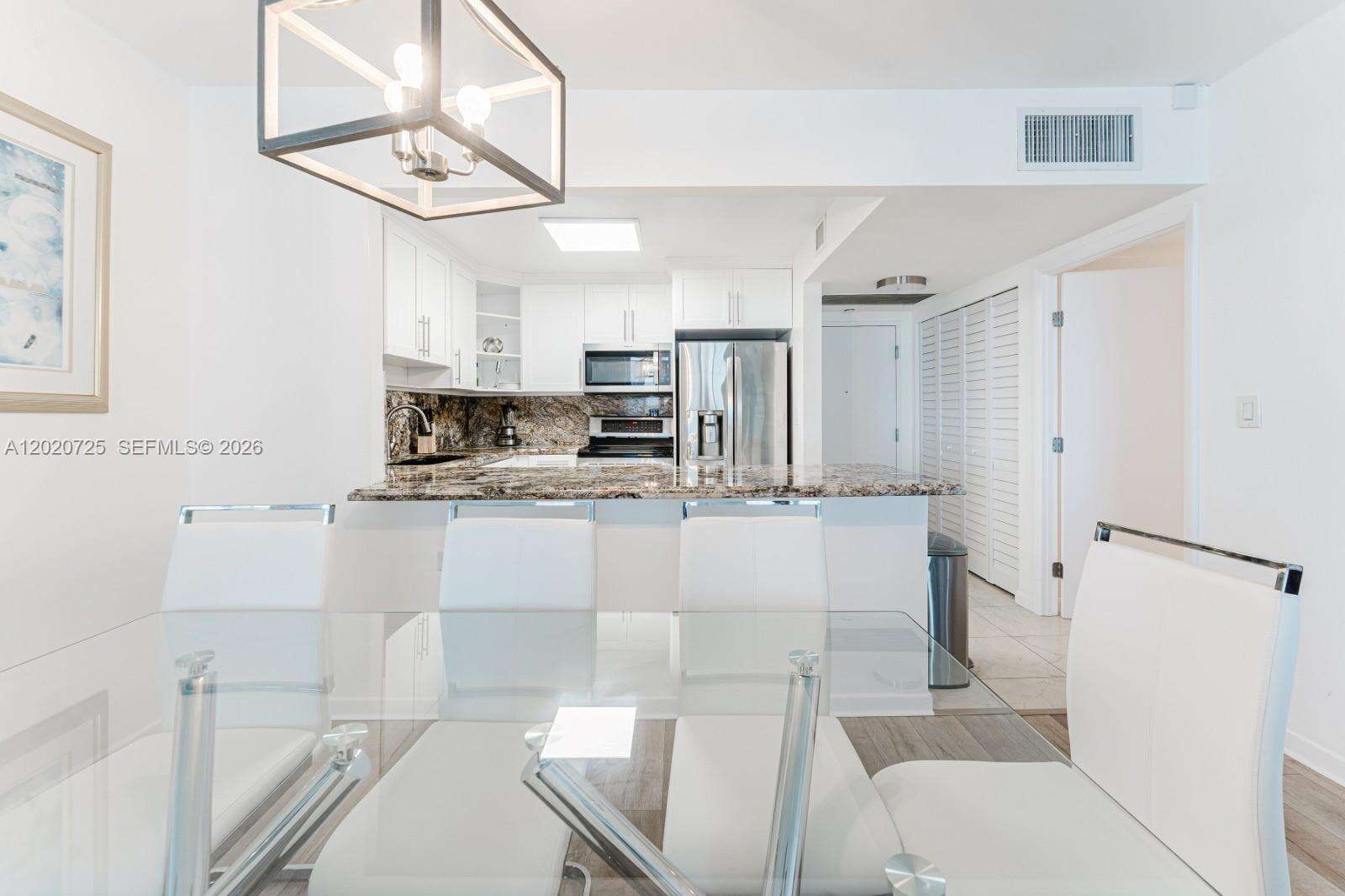 Roney Palace Unit #804 | Picture 8