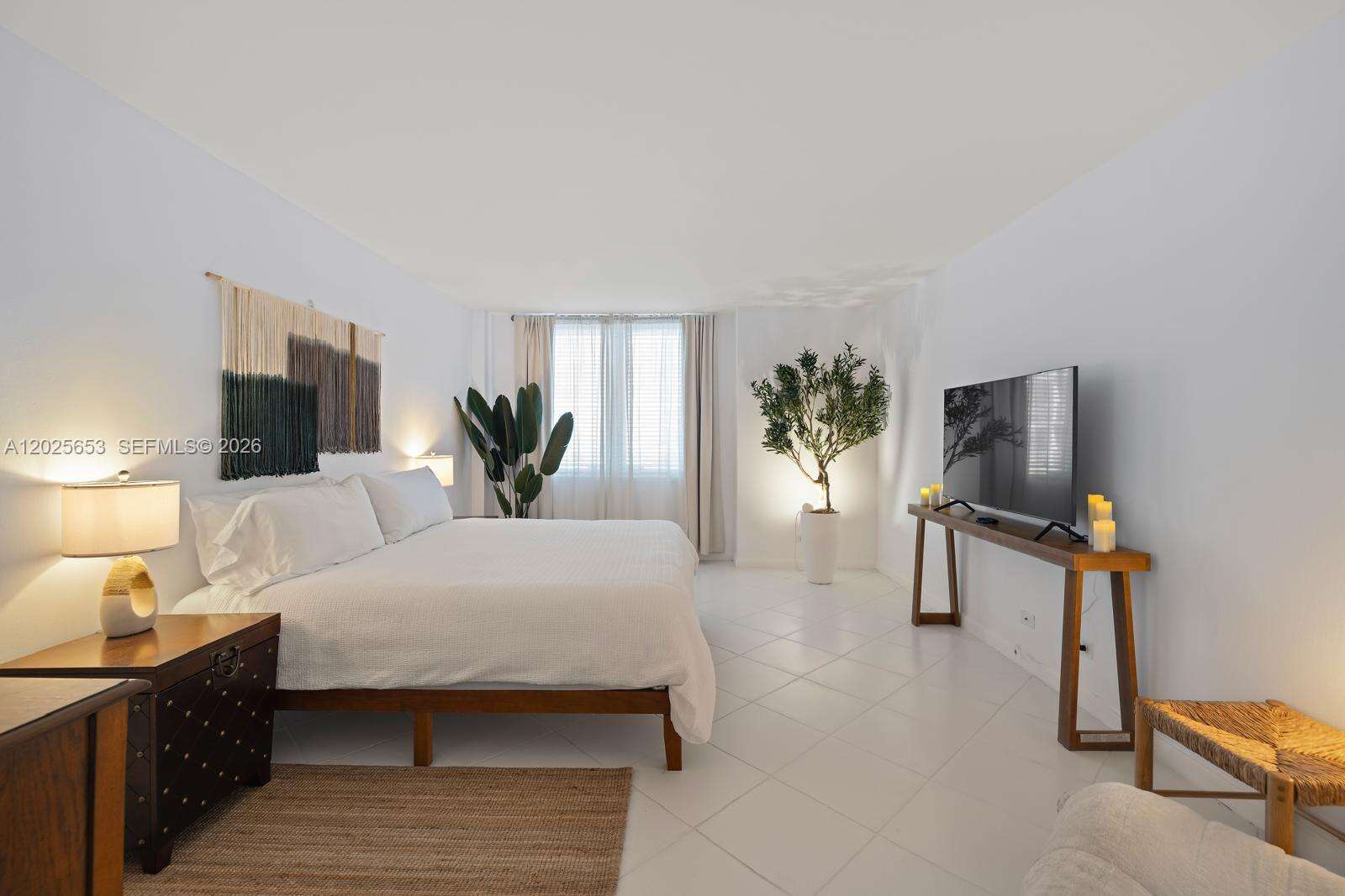Roney Palace Unit #519 | Picture 12