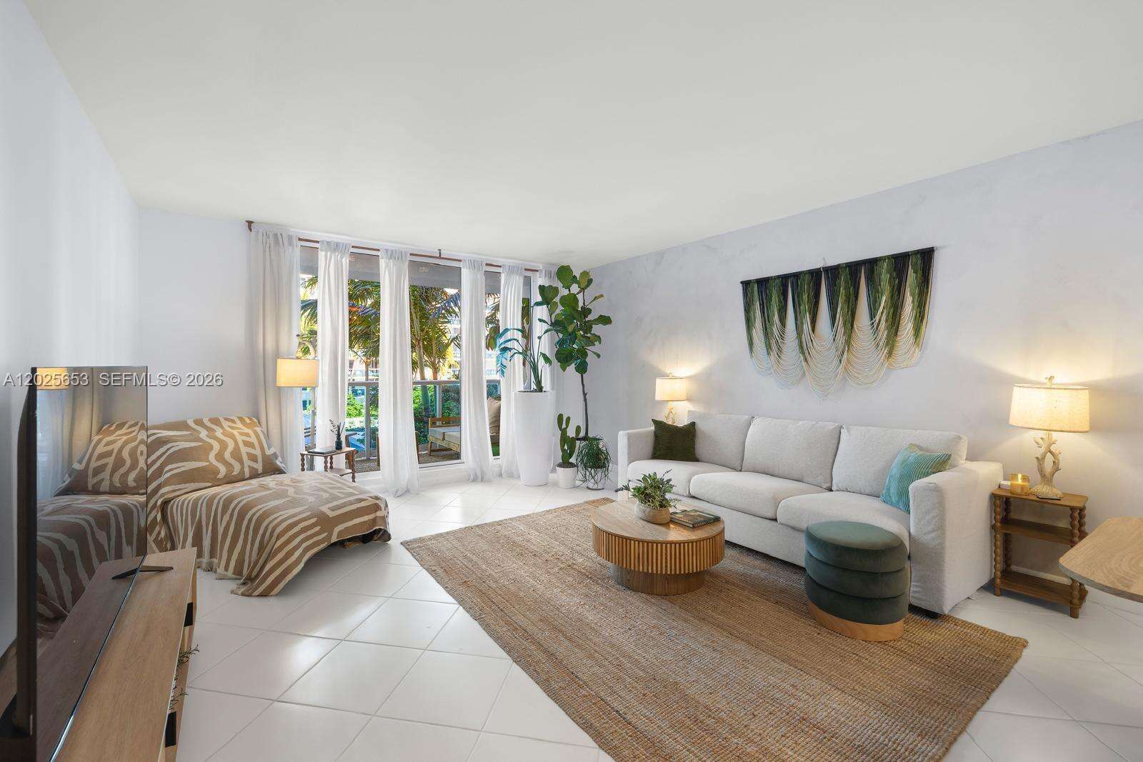 Roney Palace Unit #519 | Picture 38