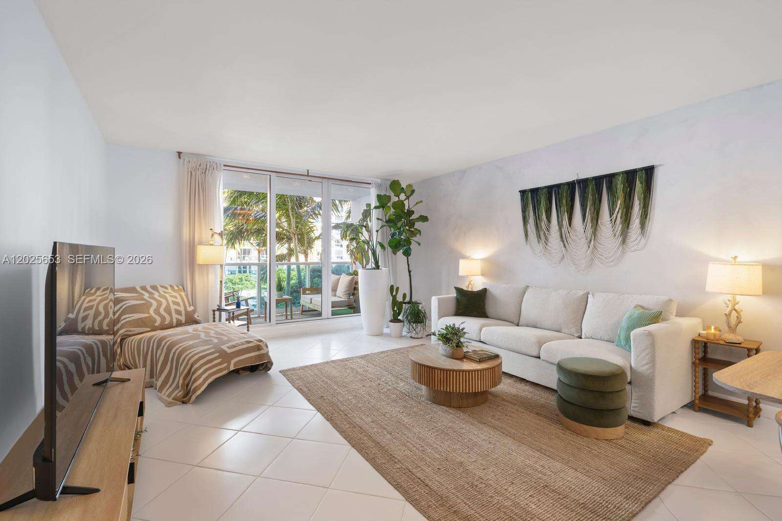 Roney Palace Unit #519 | Picture 6