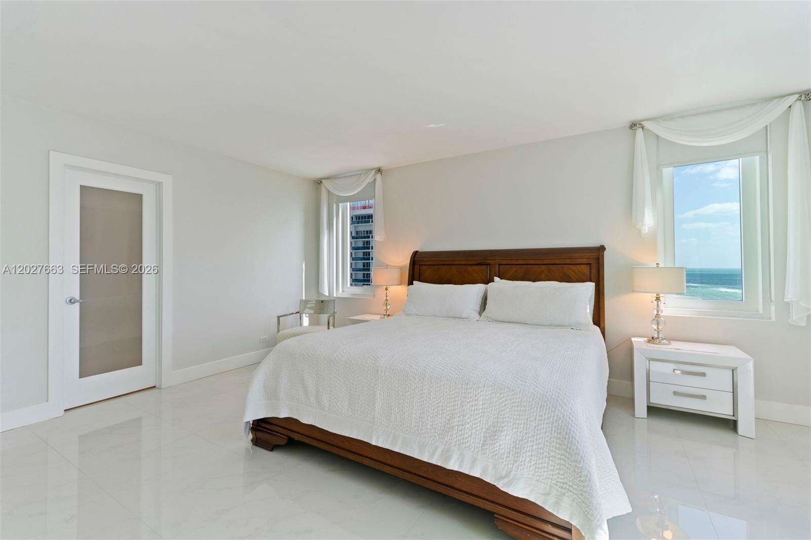 Roney Palace Unit #1210 | Picture 11