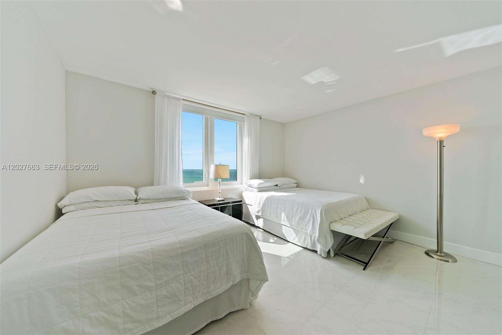 Roney Palace Unit #1210 | Picture 14