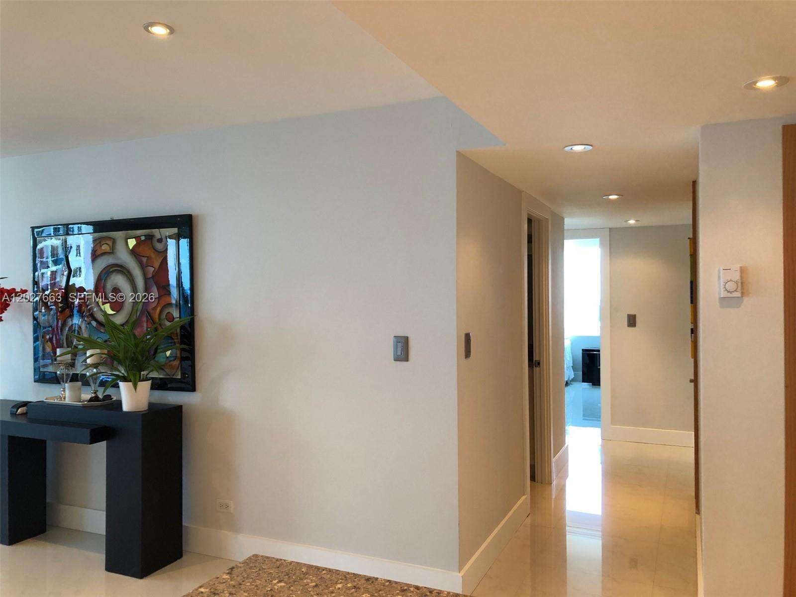 Roney Palace Unit #1210 | Picture 33