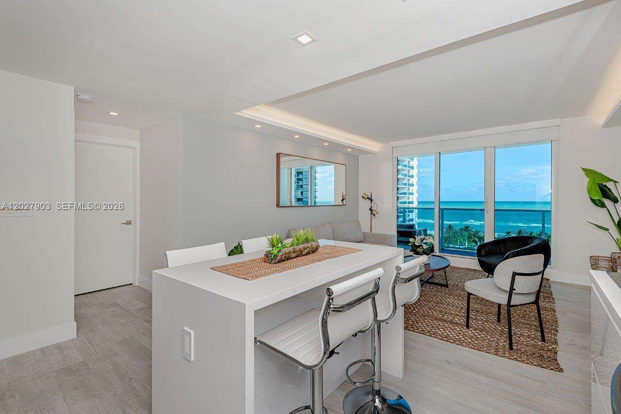 Roney Palace Unit #739 | Picture 1
