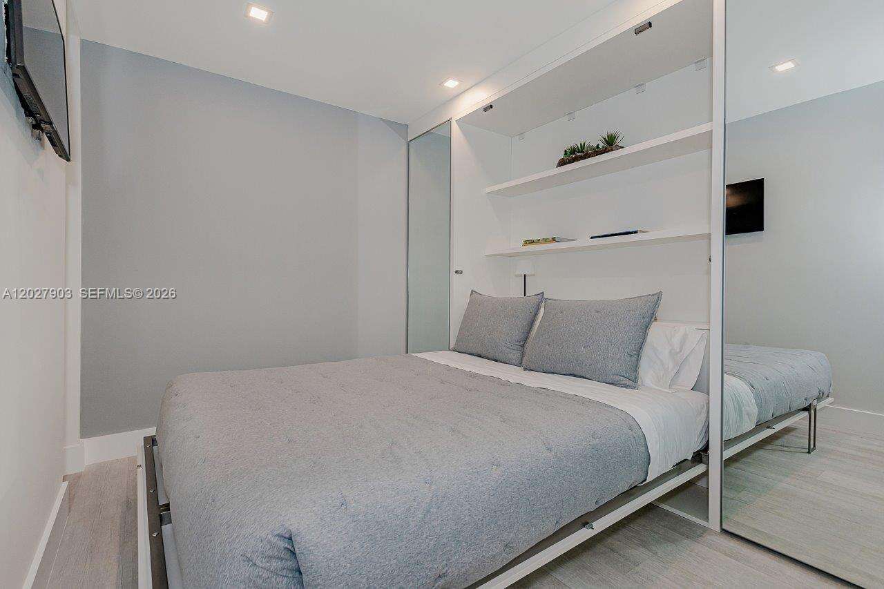 Roney Palace Unit #739 | Picture 29