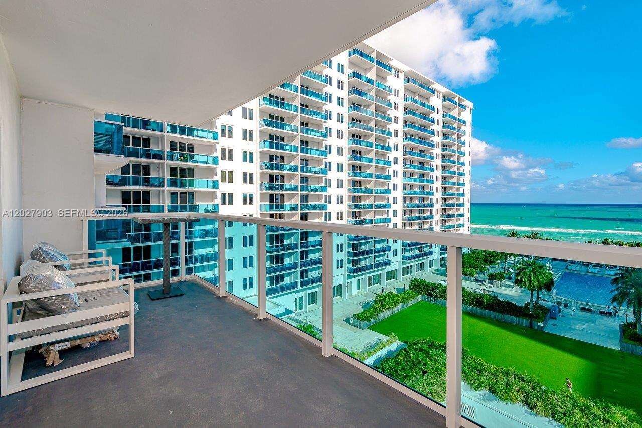 Roney Palace Unit #739 | Picture 10