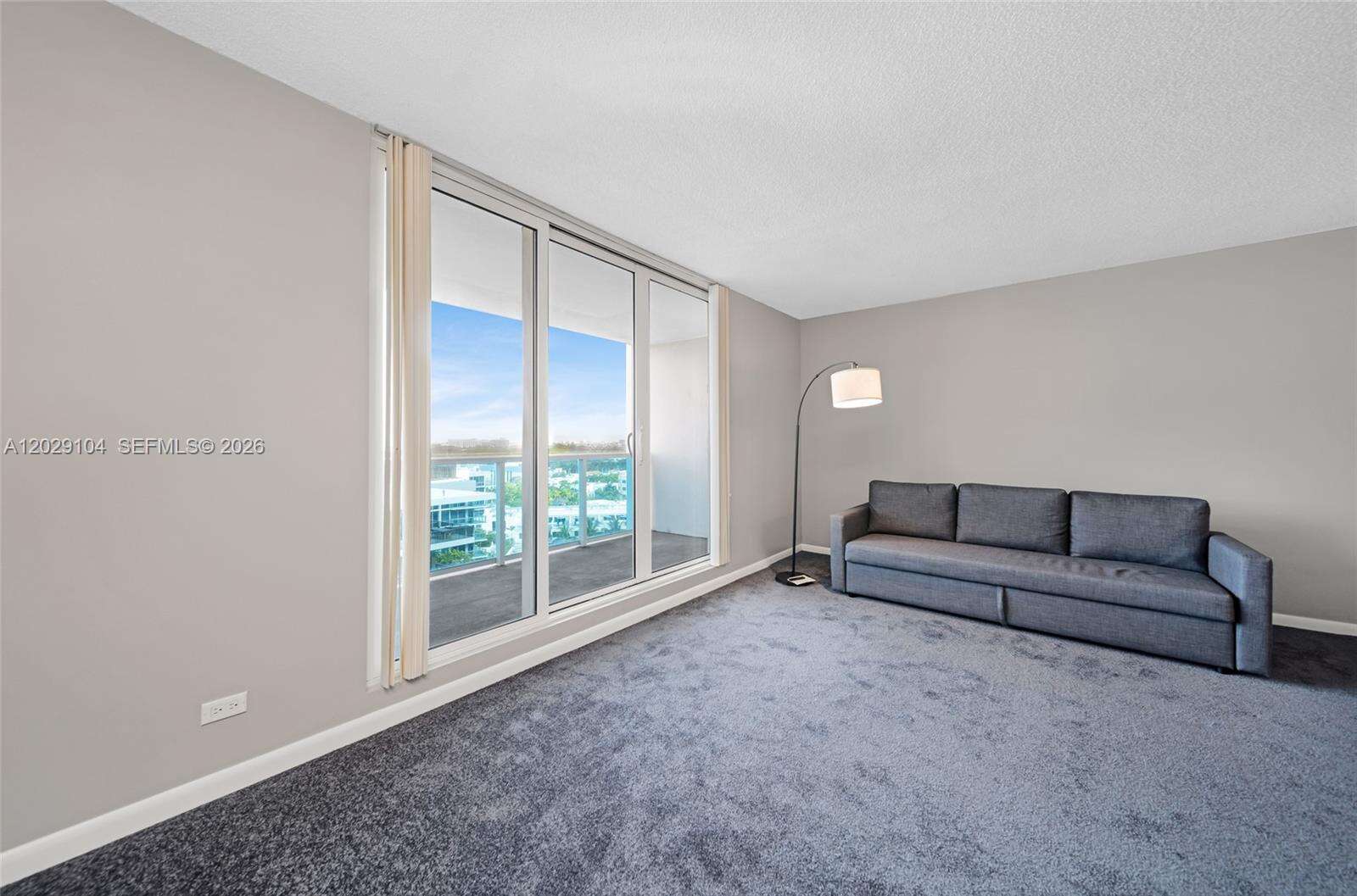 Roney Palace Unit #1030 | Picture 12