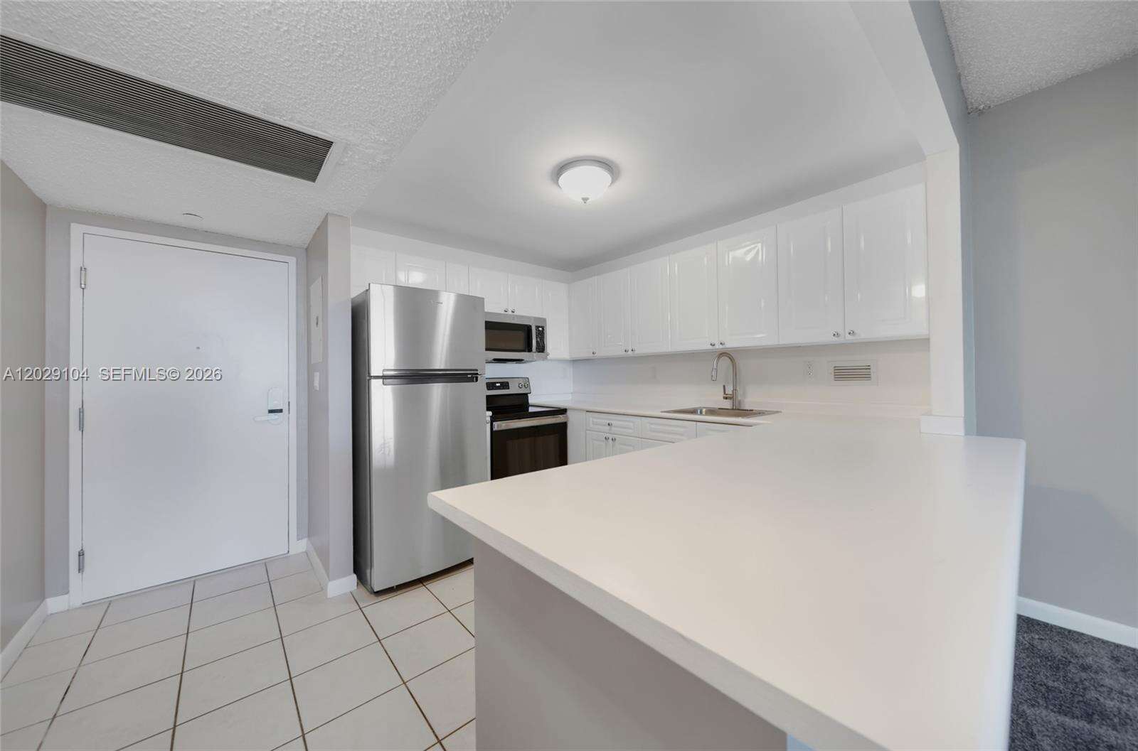 Roney Palace Unit #1030 | Picture 18