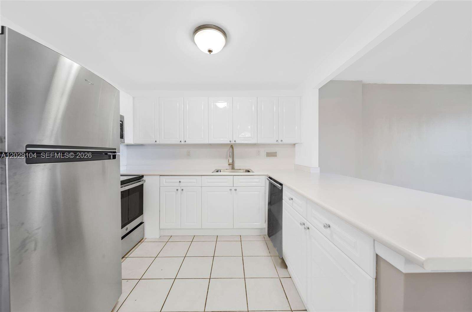 Roney Palace Unit #1030 | Picture 19