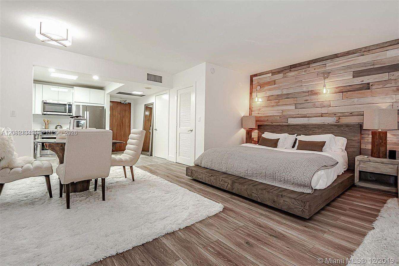Roney Palace Unit #843 | Picture 8