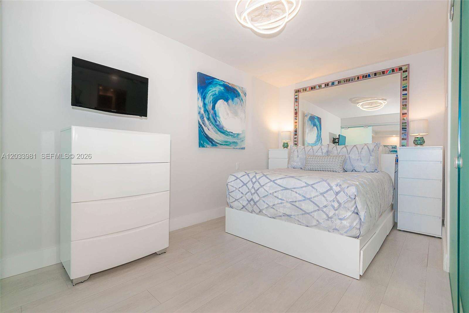 Roney Palace Unit #941 | Picture 13