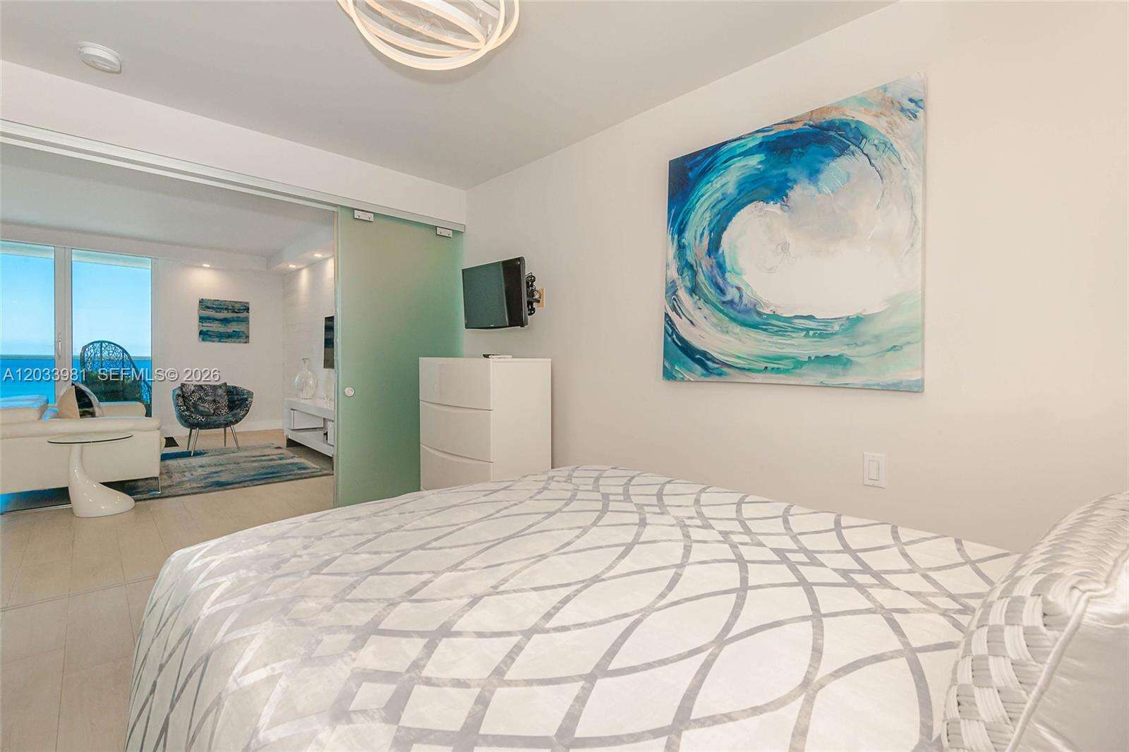 Roney Palace Unit #941 | Picture 16