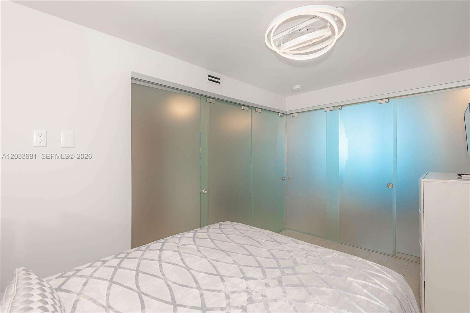 Roney Palace Unit #941 | Picture 17