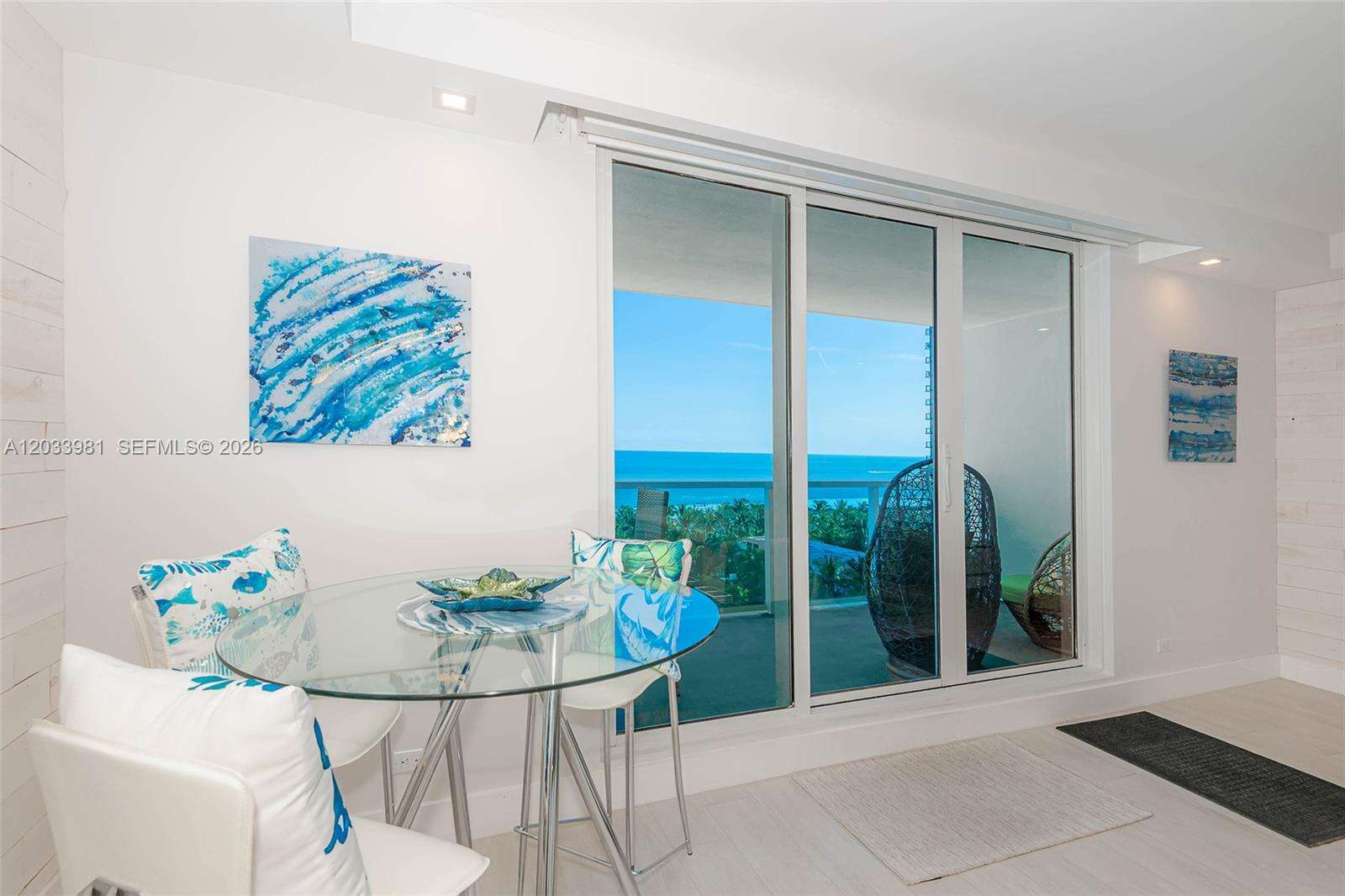 Roney Palace Unit #941 | Picture 7