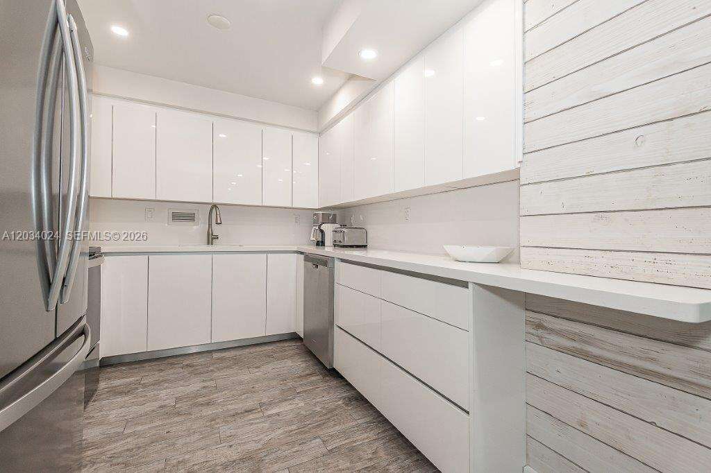 Roney Palace Unit #926 | Picture 12