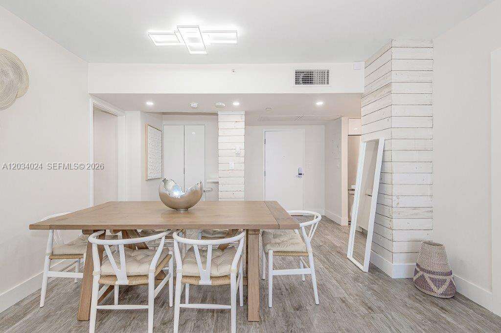 Roney Palace Unit #926 | Picture 10