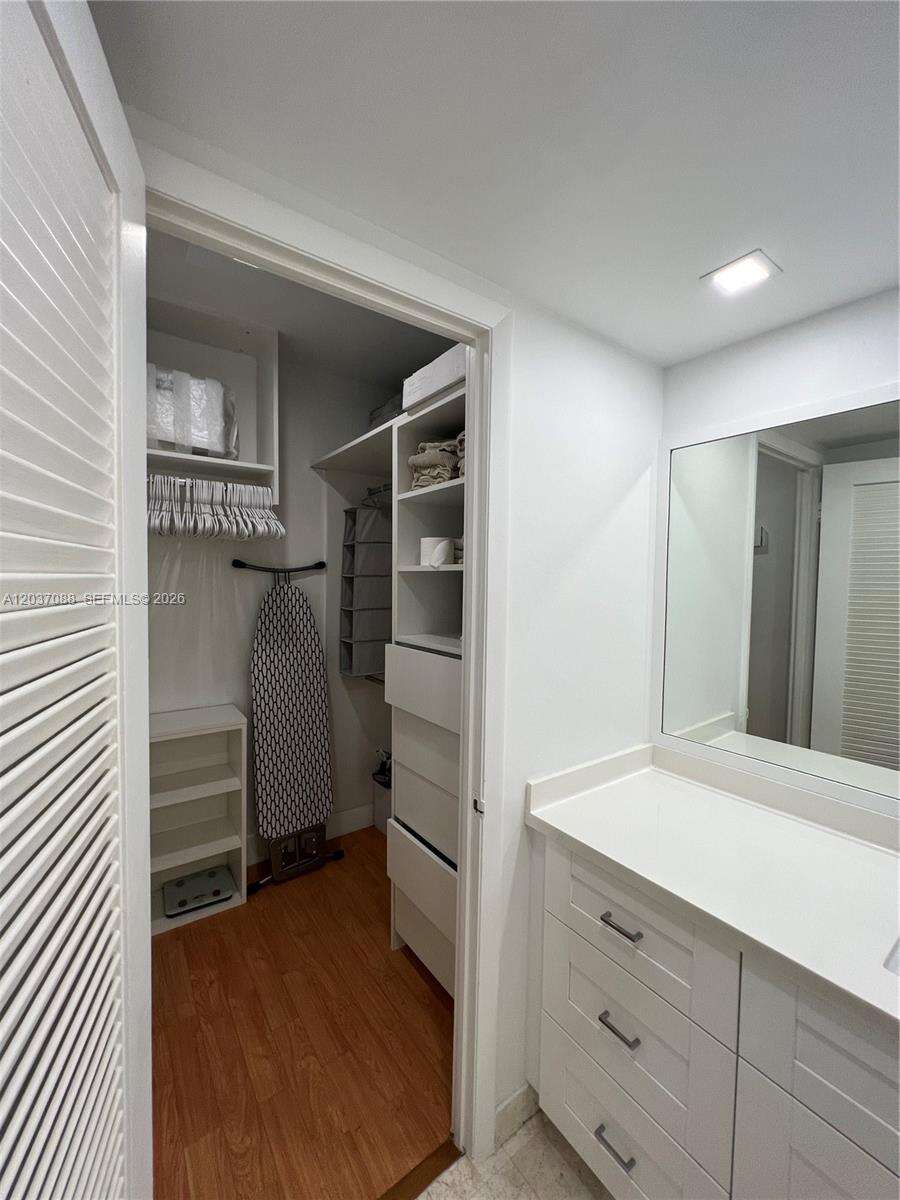 Roney Palace Unit #614 | Picture 16