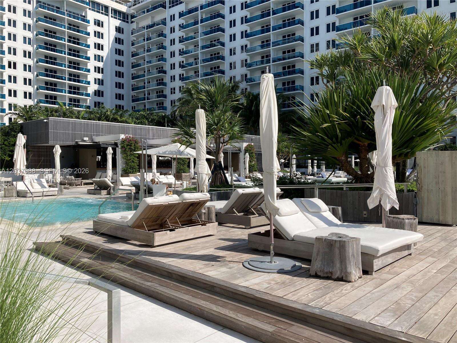 Roney Palace Unit #614 | Picture 3