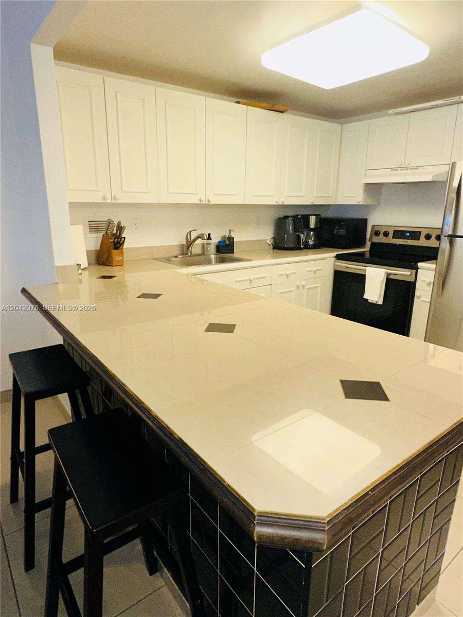 Roney Palace Unit #420 | Picture 10