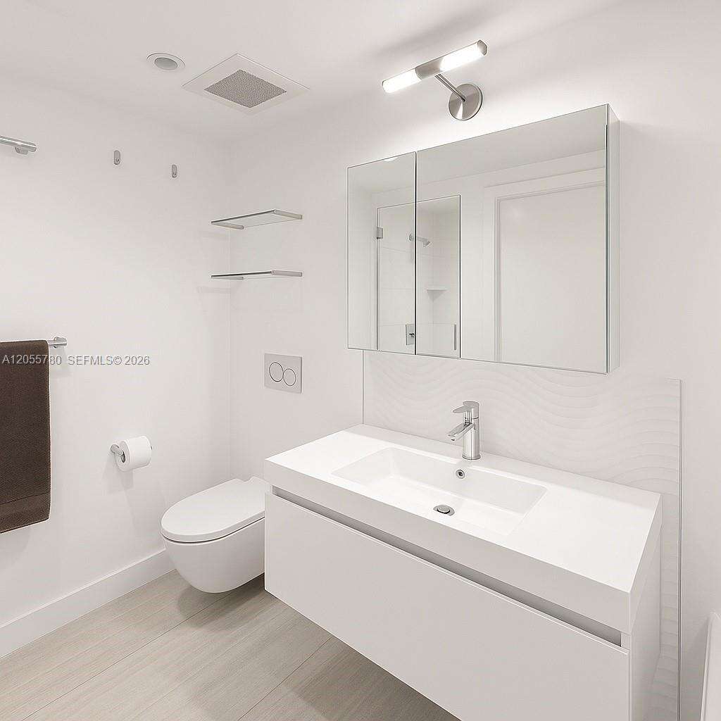 Roney Palace Unit #636 | Picture 11