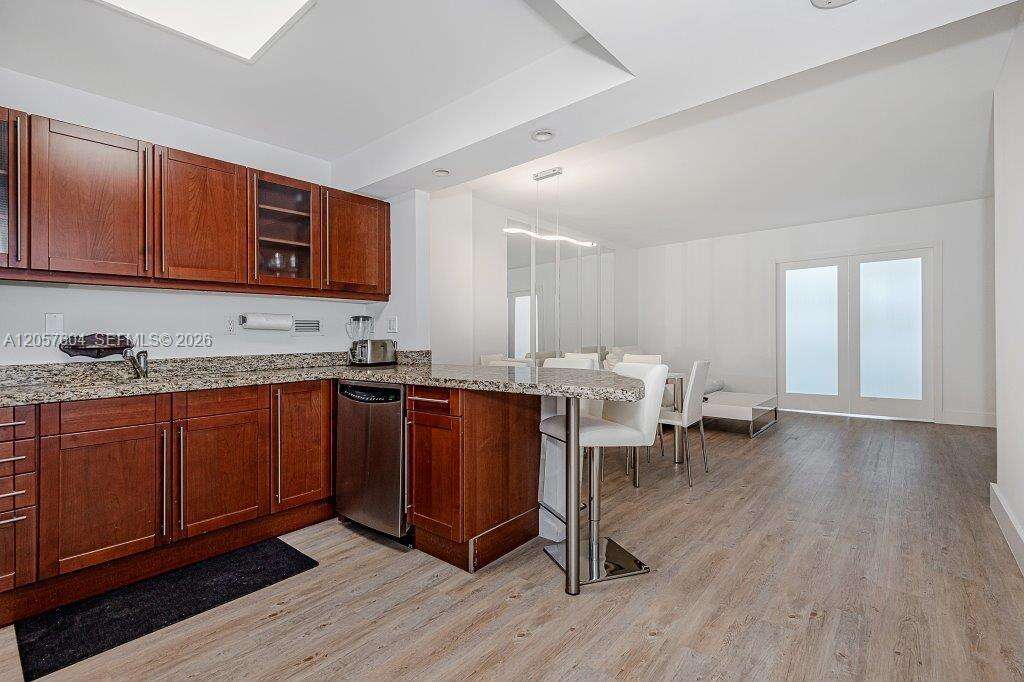 Roney Palace Unit #1528 | Picture 20