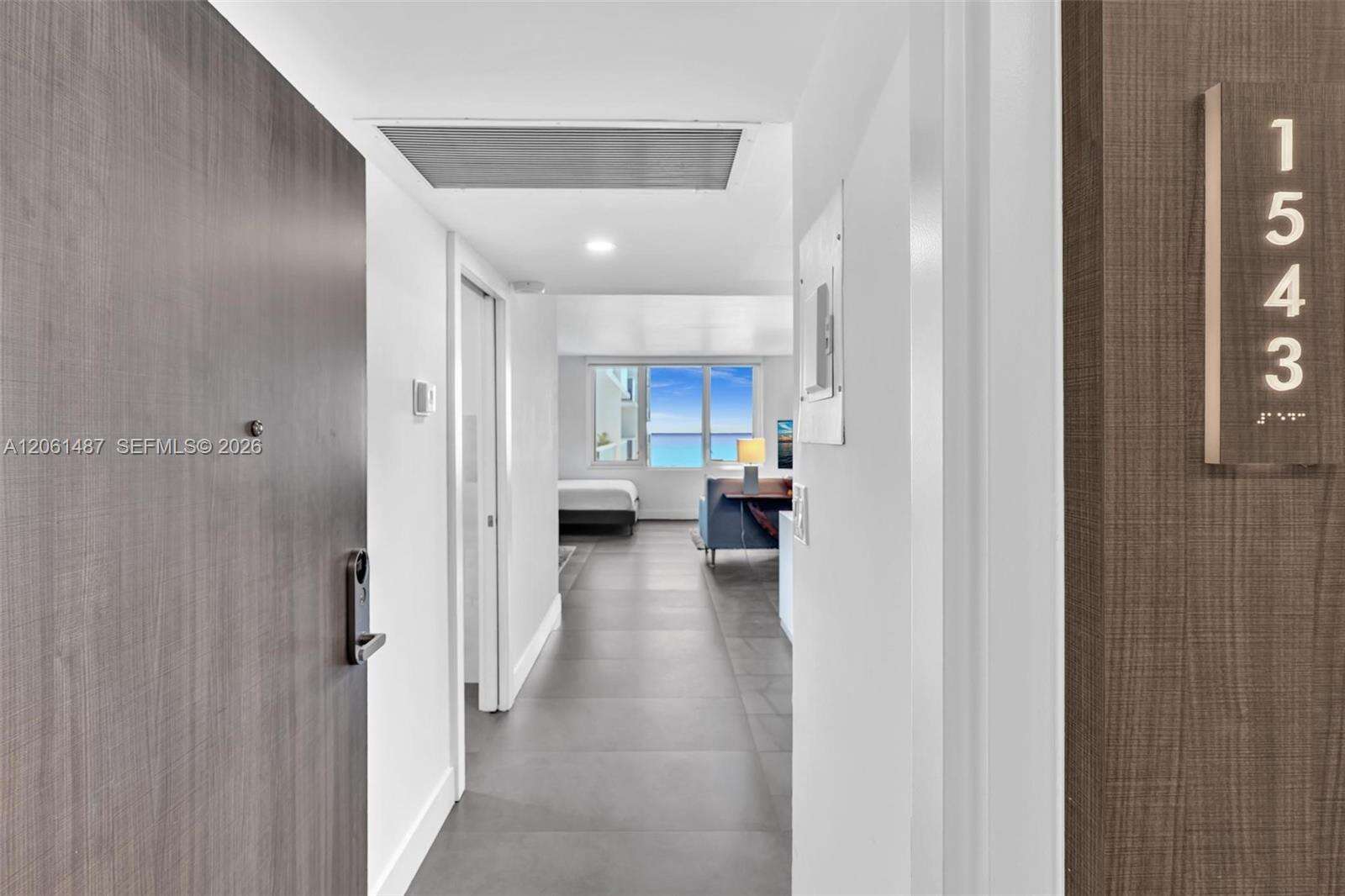 Roney Palace Unit #1543 | Picture 1