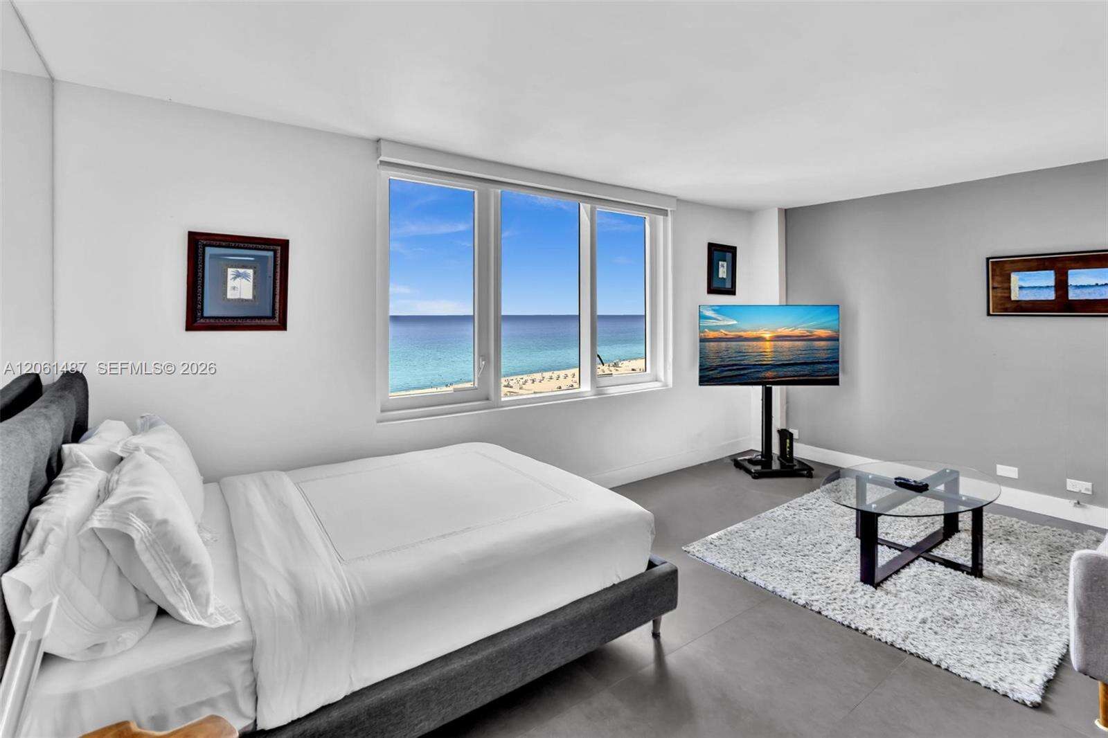 Roney Palace Unit #1543 | Picture 16