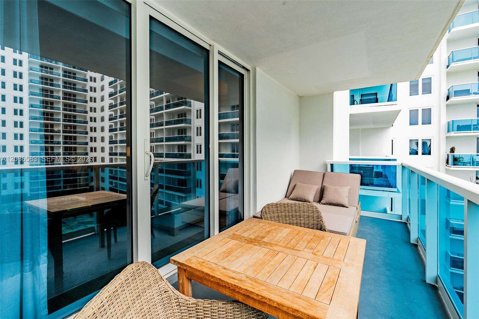 Roney Palace Unit #719 | Picture 15
