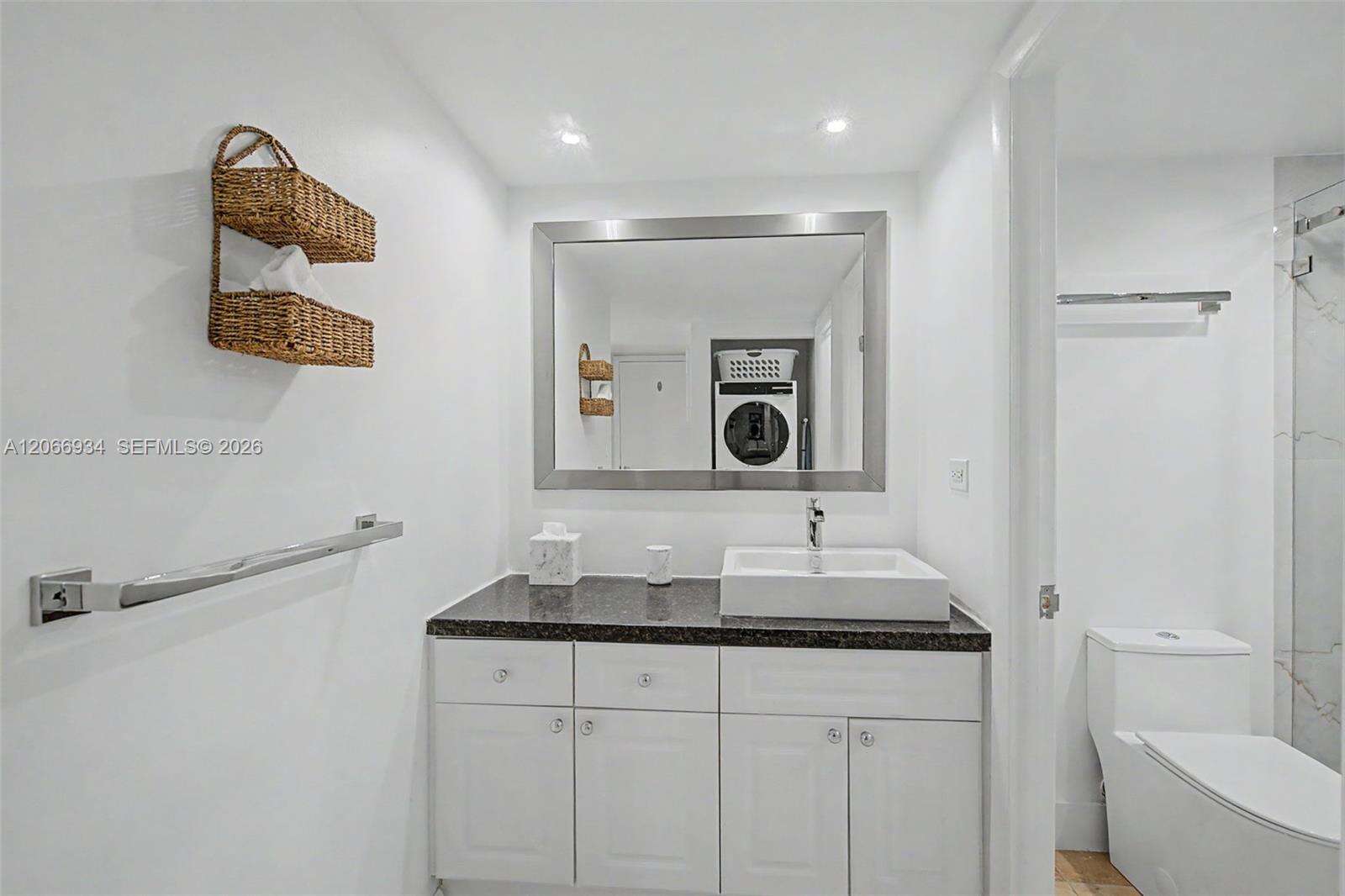 Roney Palace Unit #908 | Picture 17