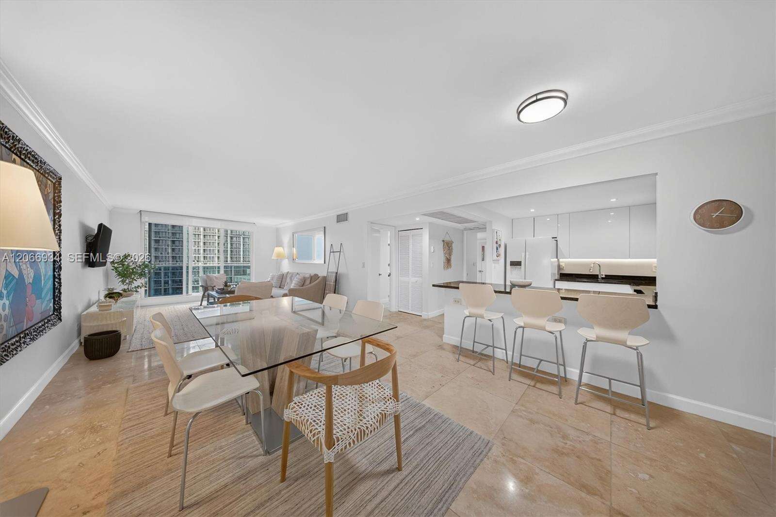Roney Palace Unit #908 | Picture 3
