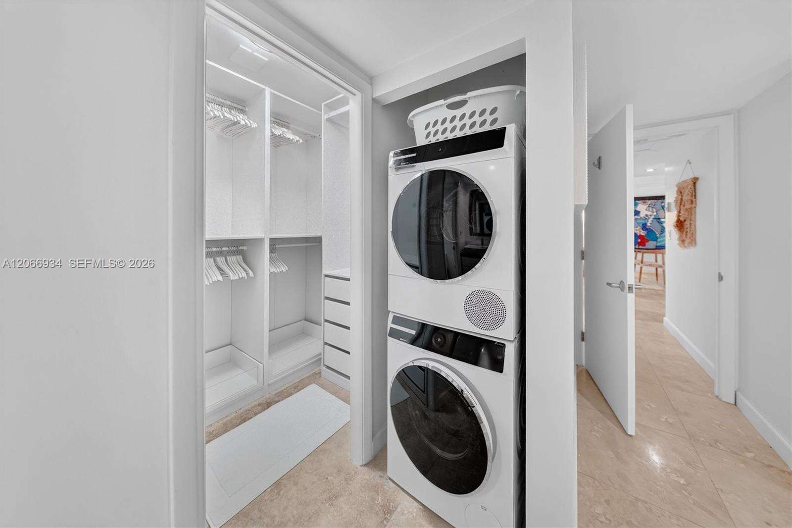 Roney Palace Unit #908 | Picture 7