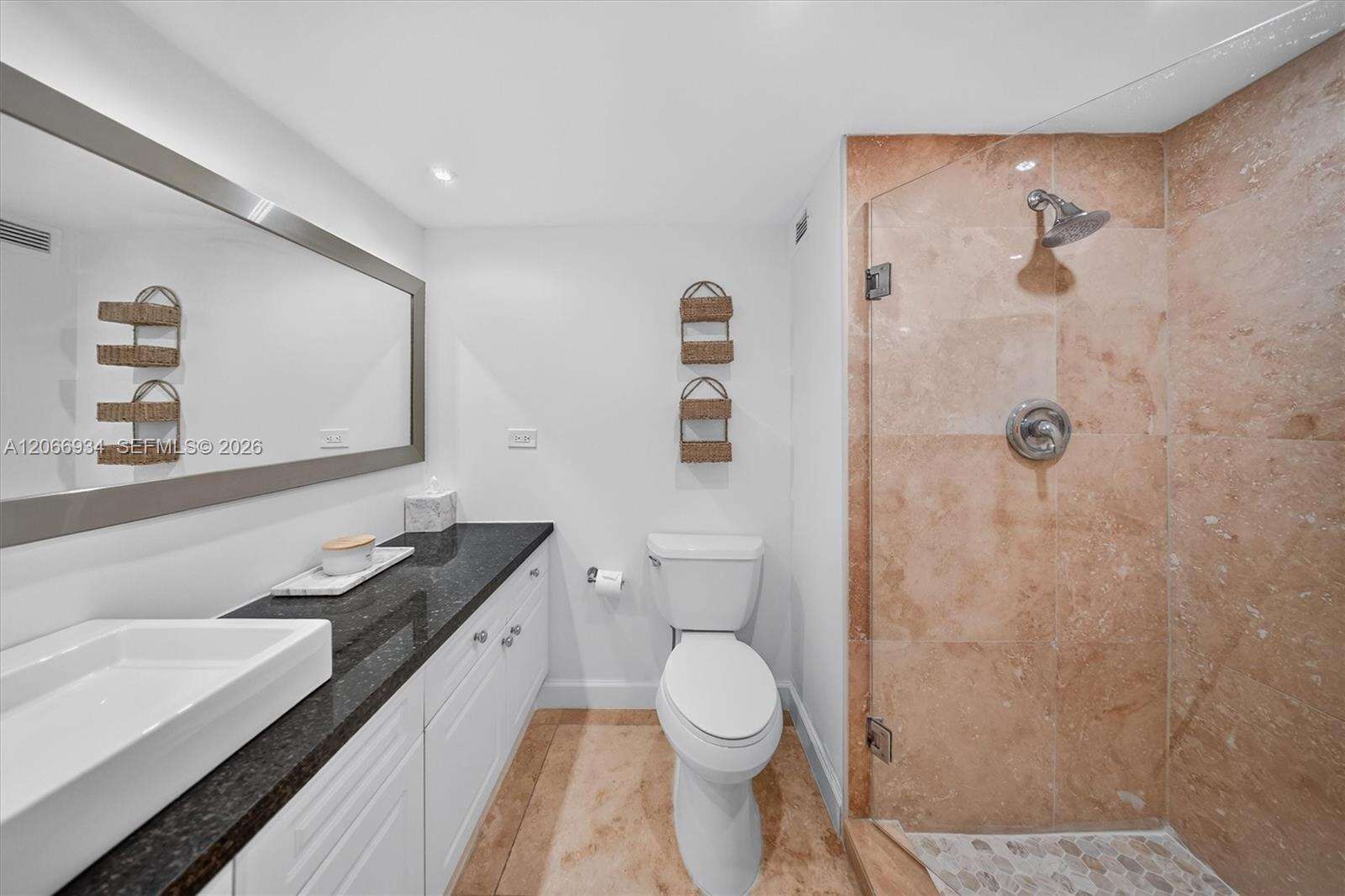 Roney Palace Unit #908 | Picture 8