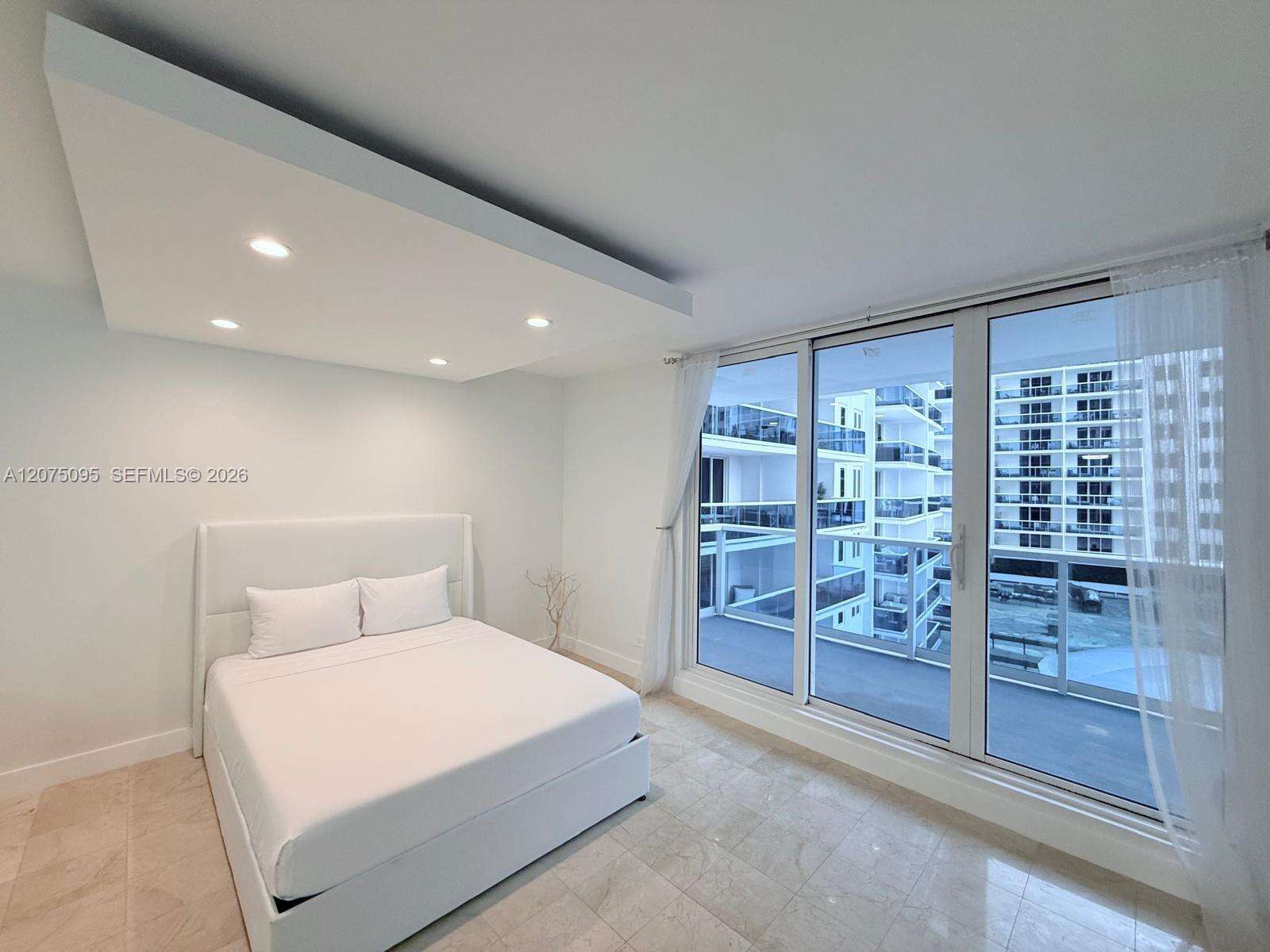 Roney Palace Unit #621 | Picture 16