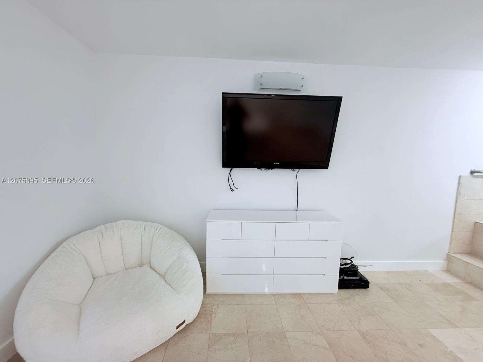 Roney Palace Unit #621 | Picture 17