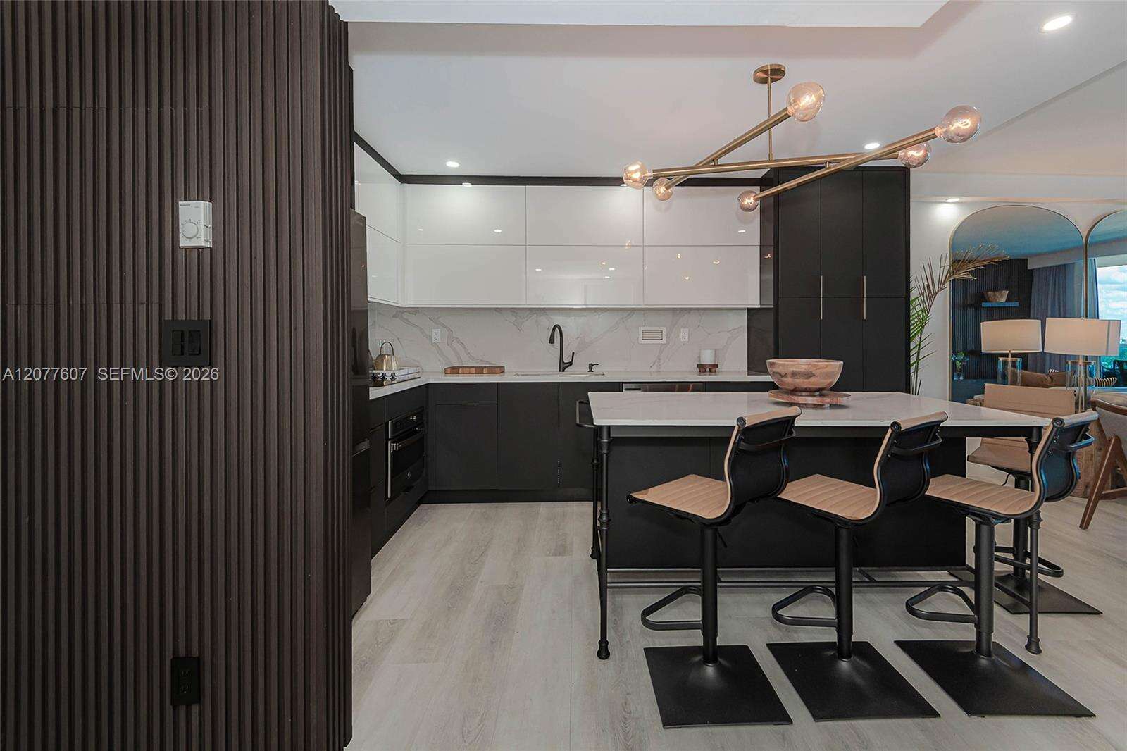 Roney Palace Unit #1134 | Picture 11