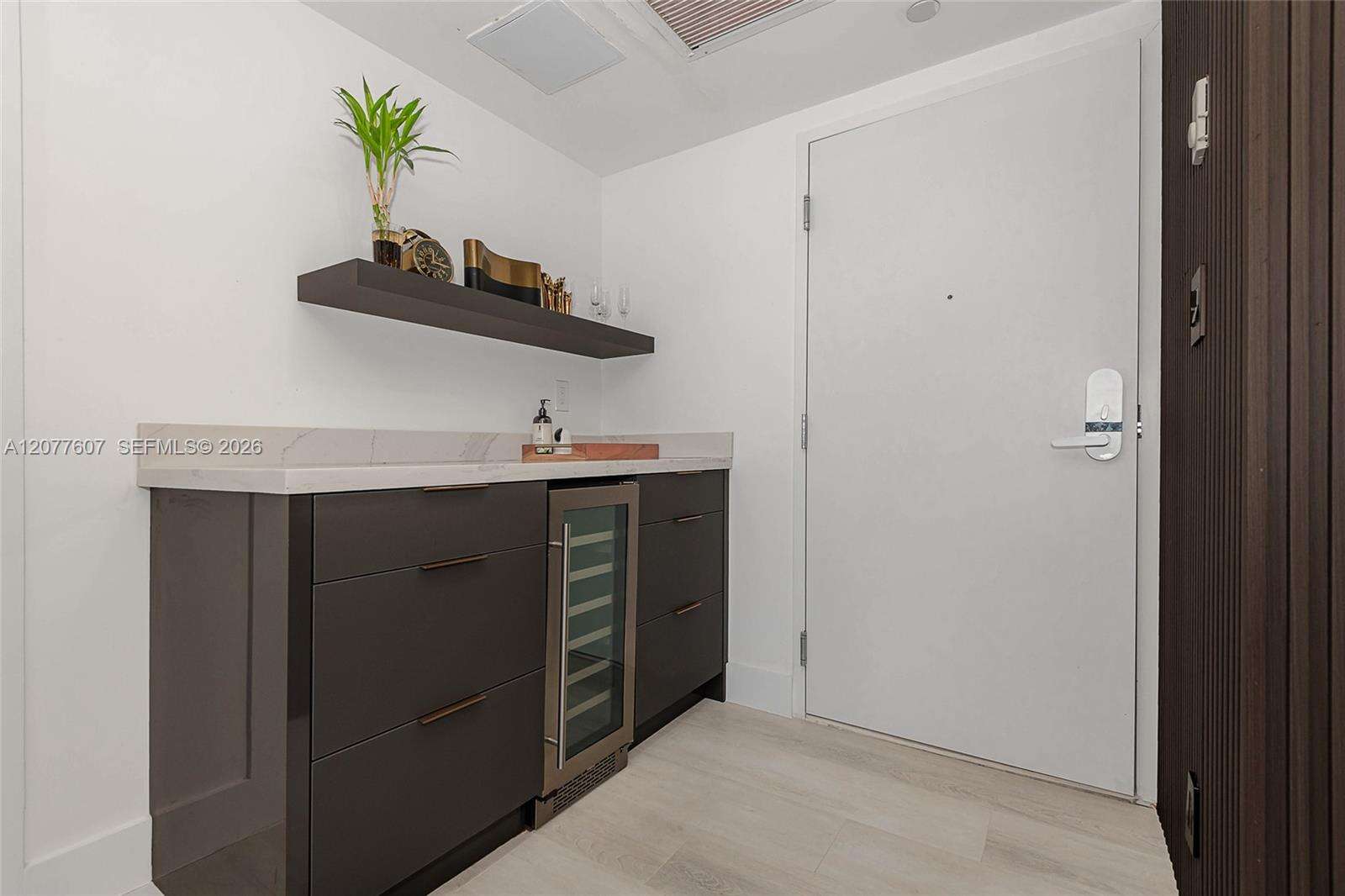 Roney Palace Unit #1134 | Picture 14