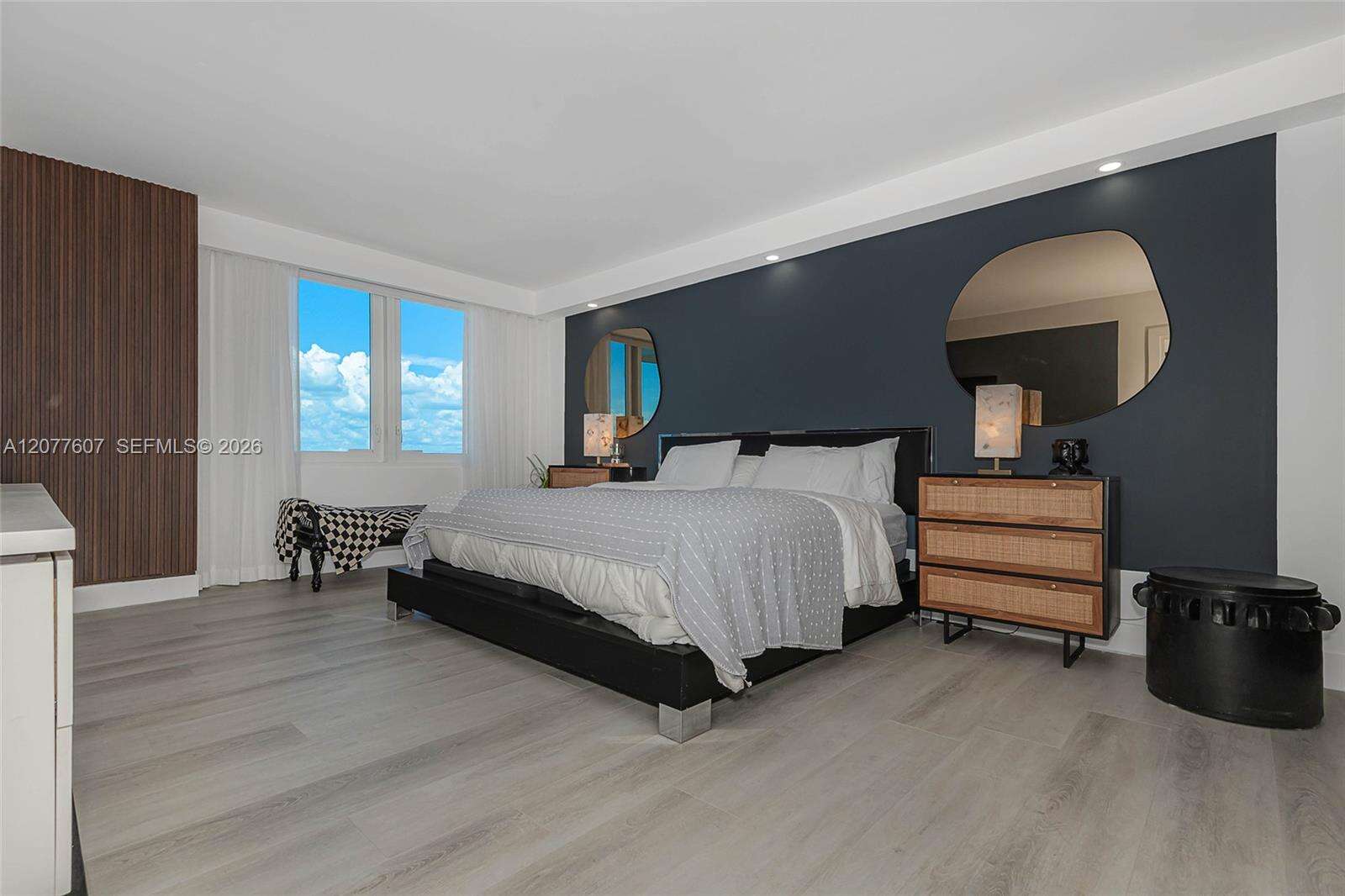 Roney Palace Unit #1134 | Picture 16