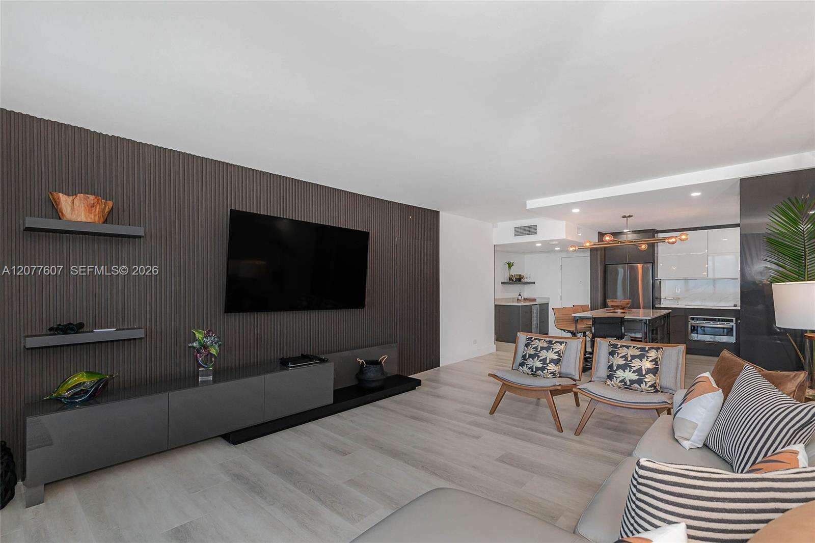 Roney Palace Unit #1134 | Picture 7