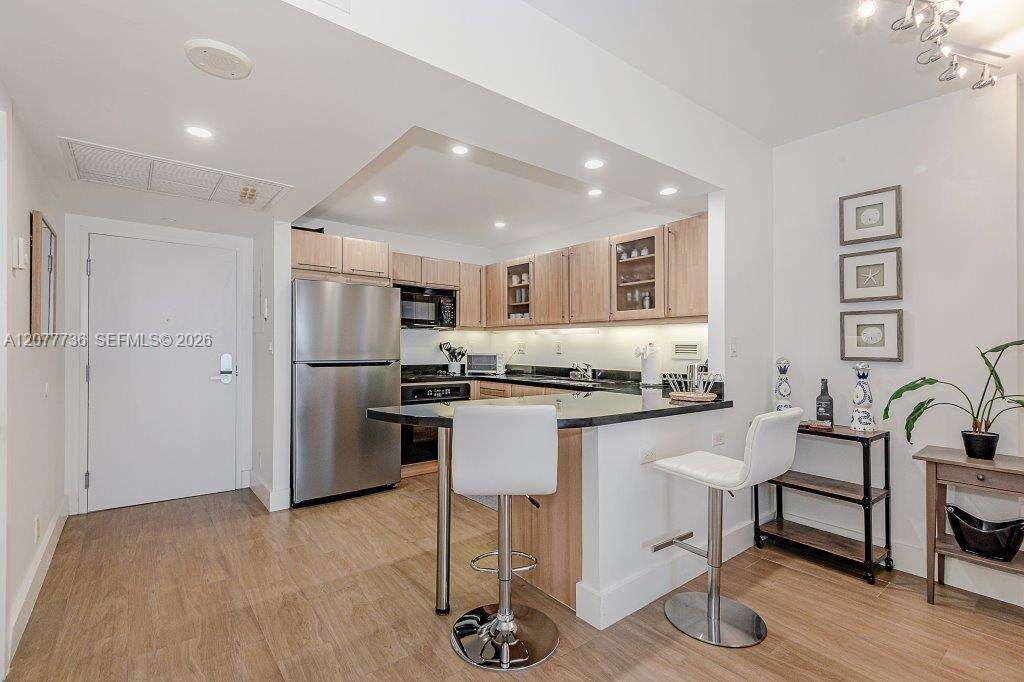 Roney Palace Unit #1242 | Picture 14